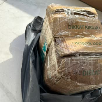 Sürat Kargo Kanarya Şube Hizmet Sıfır, Üslup Sıfır