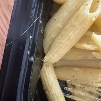 Tavuk Dünyası Makarnasından Kıl Çıktı