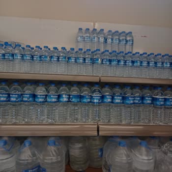 Şok Marketler Mağaza Müdürünün Gereksiz Müşteri Ve Personelle İnatlaşması