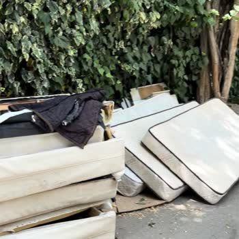 Adalar Belediyesi Büyükada Belediyesi'NDE Çöp Skandalı