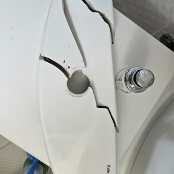 Kale Seramik Rezervuar Kapağı Kırılırsa Rezervuarı Satın Alırsınız.