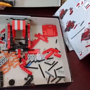 Clementoni Mekanik Laboratuvarı Canavar Kamyonlar Parçaları Eksik!