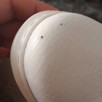 lzyshoes Defolu Ürün Göndermişler Üstünde Yanık İzi Var