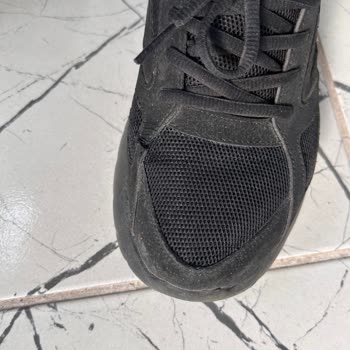 Skechers Ayıplı Ürünlerini Kabul Etmiyor