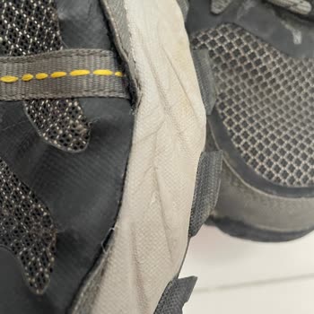 Skechers Ayakkabı 2-3 Ayda Yırtıldı Ve Sözde Garanti Tiyatrosu