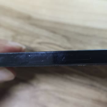 Apple İPhone 14 Promax Kasasında Boya Atma Sorunu