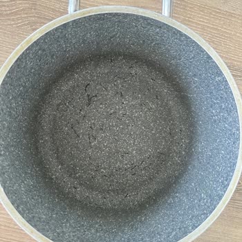 Jumbo Granit Tencere Paslandı Ve Granit Kısmı Soyuldu