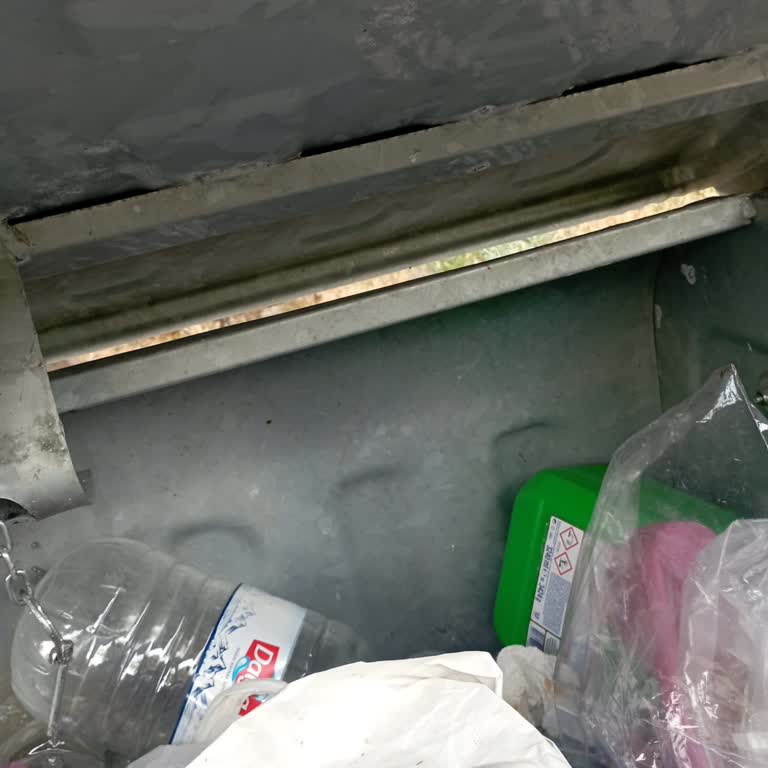 Pazarcık Belediyesi Emiroğlu Köyü Çöplerden Rahatsız