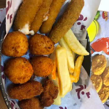 Tavuk Dünyası Porsiyon Azlığı Ve Tavukların Yanması