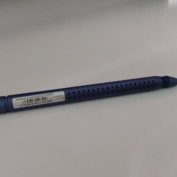 Faber-Castell Grip 2011 Ucu Ayrıldı