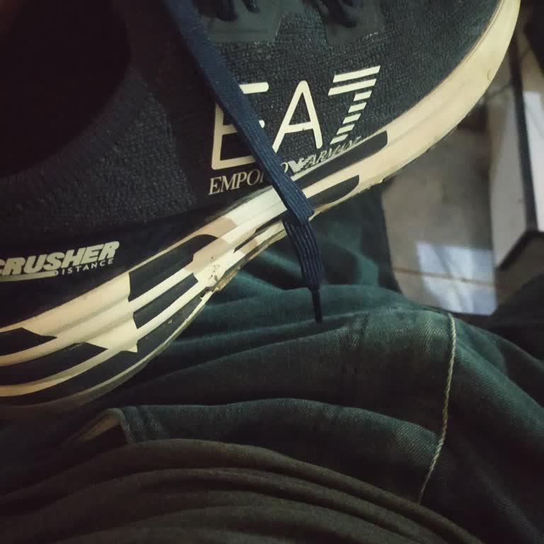 Tradeinn Yeni Aldığım Ayakkabının Koku Ve Açılma Sorunu