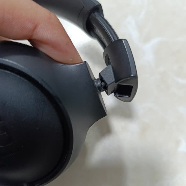 JBL 510Bt Kulaklığımın Dönen Eklem Kısmı Kırıldı Geri Dönüş Alamıyorum