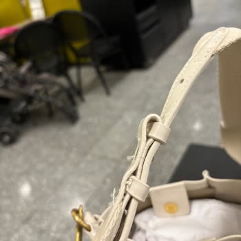 Zara Eksik Ve Kusurlu Çanta Gönderdi