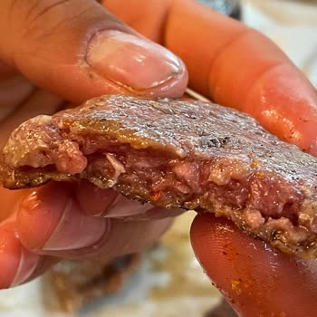 Köfteci Yusuf Köfte Çiğ Geldi