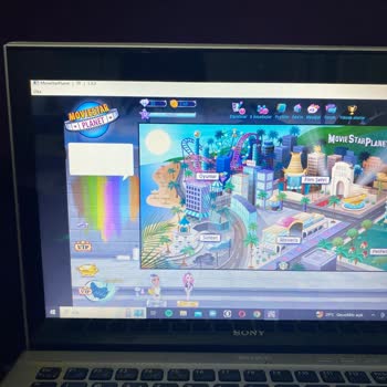 MovieStarPlanet Oyuna Giremiyoruz Girdiğimizde İse Oyun Karakterleri Yüklenmiyor