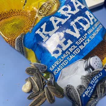 Gold Harvest Kuruyemiş Çekirdeğinden Salyangoz Çıktı