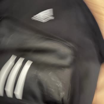 Adidas Sırt Çantası 20 Günde Soyuldu, FLO Ve Adidas Mağduriyeti Gideremedi!