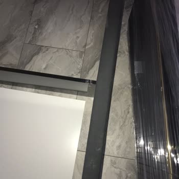 Sakarya Çetmen Mağazası Mobilyada Hasar Çıkması