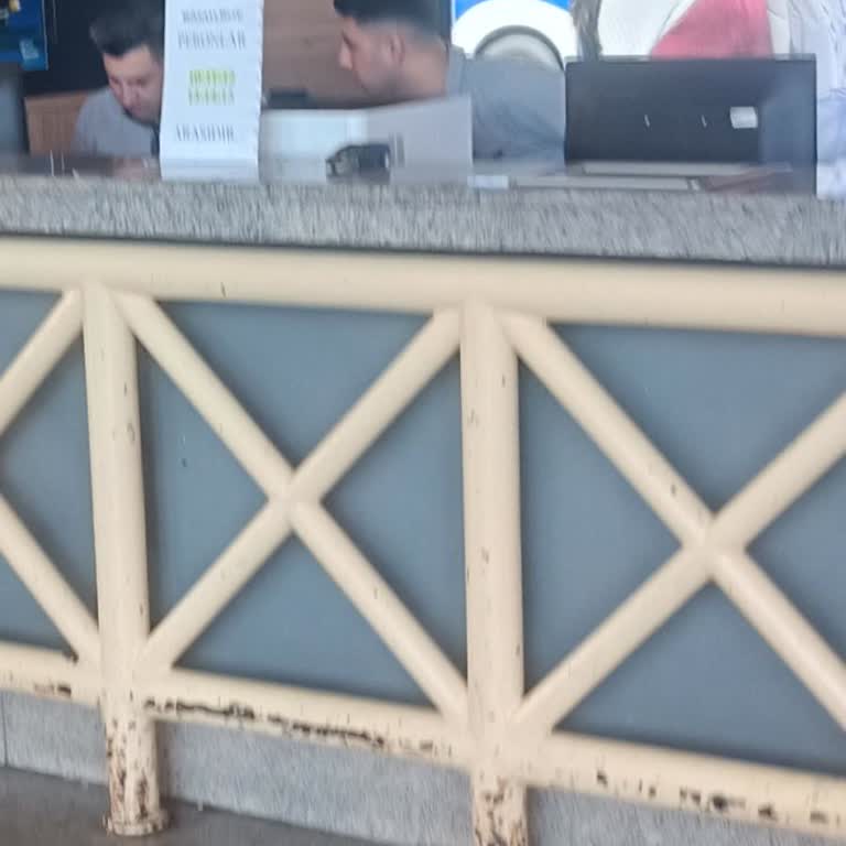 Kamil Koç Şoför Veya Mavin Beni Otogarda Bıraktı