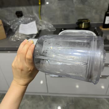 Smeg Smoothie-Blender und Stabmixer Wasserdurchlässigkeit und mangelnde Reparaturpolitik