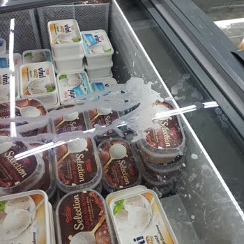 A101 Soğuk Dolapları Karışık Ürün Bulmakta Zorlandım!