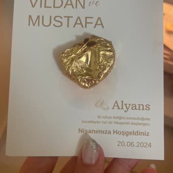 Rima Reklam Promosyon Nişanım İçin Sipariş Verdiğim Davetiye Çikolatalarım İçin Şikayetçiyim