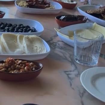 Constantine The Great Palace Kalitesizliği