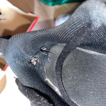 Nike Schuhe Probleme mit Qualität und Kundenservice - Unzufriedenheit mit Diachman