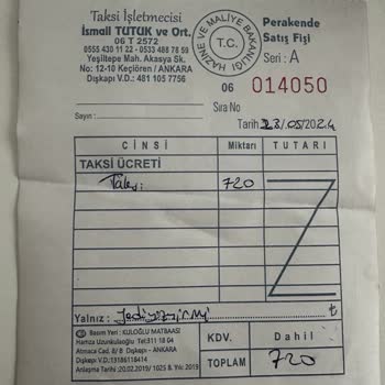 AJet (Anadolu Jet) Uçuk Gecikmesi Ve Hostesin Azarlaması