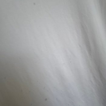 Bosch Serie4 Çamaşır Makinesi 9 Kg'lik Beyazlarda Mavi Leke Bırakıyor.