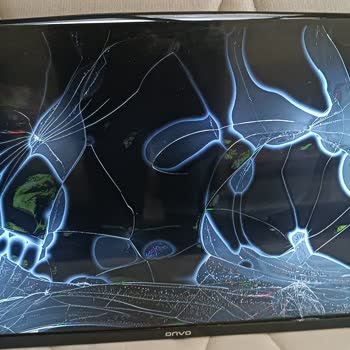 Sürat Kargo Kırılabilir Yazılıp Haritaya Çevrilen Televizyon