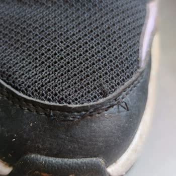 Deichmann In Kabul Etmediği Üretim Hatası