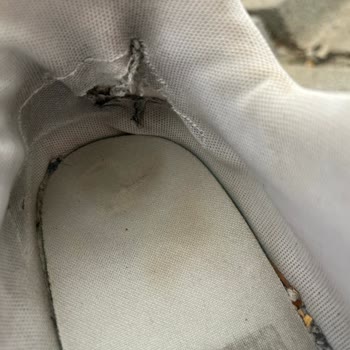 FLO Ayakkabı Şubenin Ayakkabı İade Alınabileceğini Söyleyip İade Almaması