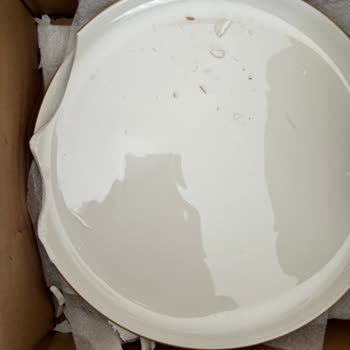 Masvil İsimli Satıcı Kırık Ürün Gönderiyor