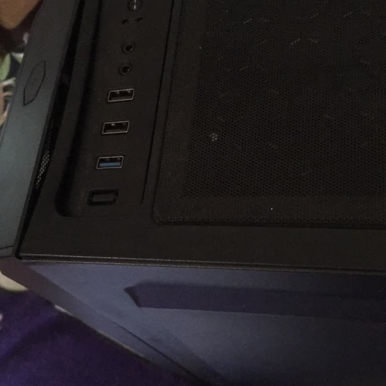 Yurtiçi Kargo İsmi Duyulmuş Ama Çalışanları Yetersiz Bir Firma