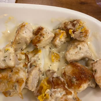 Tavuk Dünyası Cheddar Sosu Koymuyor