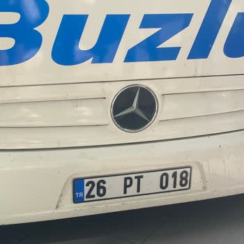 Buzlu Turizm Yolcularını Rezil Ediyor