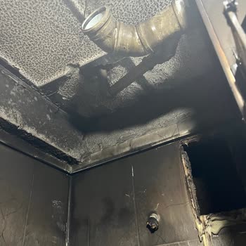 Arçelik Çamaşır Makinesi Yangını: Müşteri Mağduriyeti Ve Sorumluluk Reddi