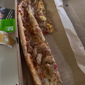 Pidem Restaurant Soğuk Pide Ve Dökülmüş Sütlaç İle Hayal Kırıklığı