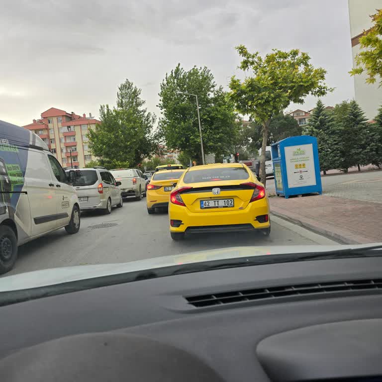 Taksiciler Odası Trafikte Ticari Taksilerin Kural Tanımazlığı