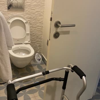 Etstur Engelli Ve Yaşlı Annem İçin Engellerle Dolu Oda Verilmesi!