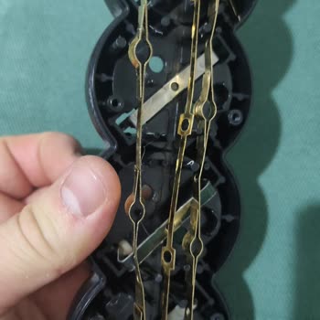 Piranha Akım Korumamalı Priz