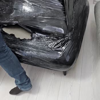 İstikbal Pişmanlığı İkinci El Koltuk Getirmek Hangi Vizyona Uyuyor