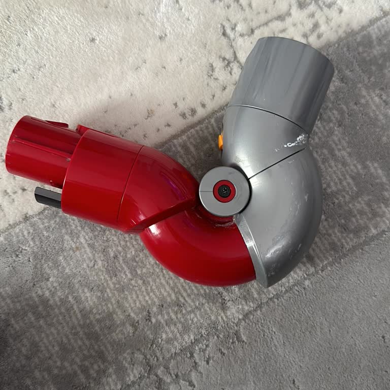 Dyson Ürün Pazarlamada İnsanları Mağdur Ediyor.