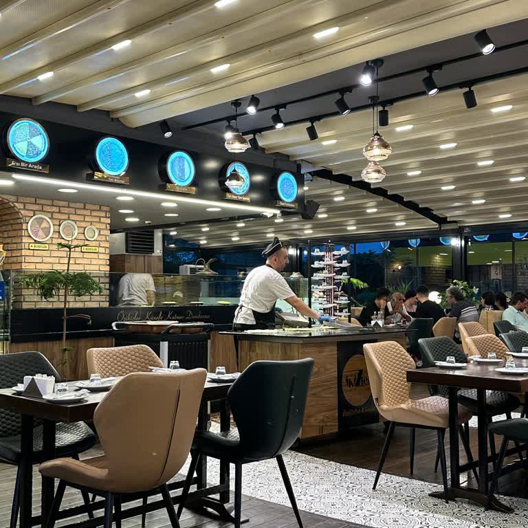 Özikizler Künefe Katmer İçindeki Kaymağın Dikkatli Muhafaza Edilememesi.