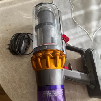Dyson V15 Yaklaşık 50 Kullanımda Bozuldu