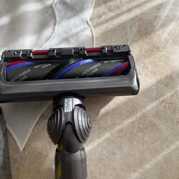 Dyson V15 Yaklaşık 50 Kullanımda Bozuldu