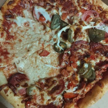 Yemeksepeti Pizza Hut Gelen Hasarlı Pizza