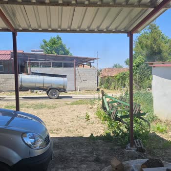 Dazkırı Belediyesi Susuzlukla Terbiye Vermeye Çalışıyorlar