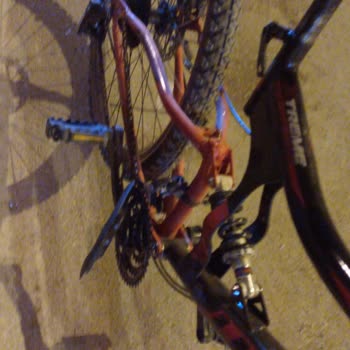 Evkur Alışveriş Aldım Ürün Dökülüyor